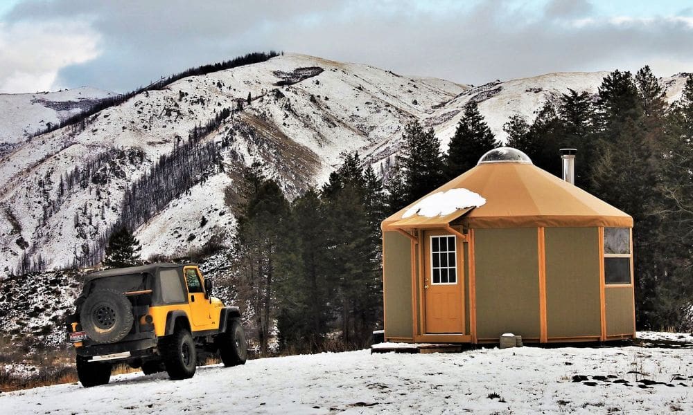 The Real-World Advantages of Living Close to Nature